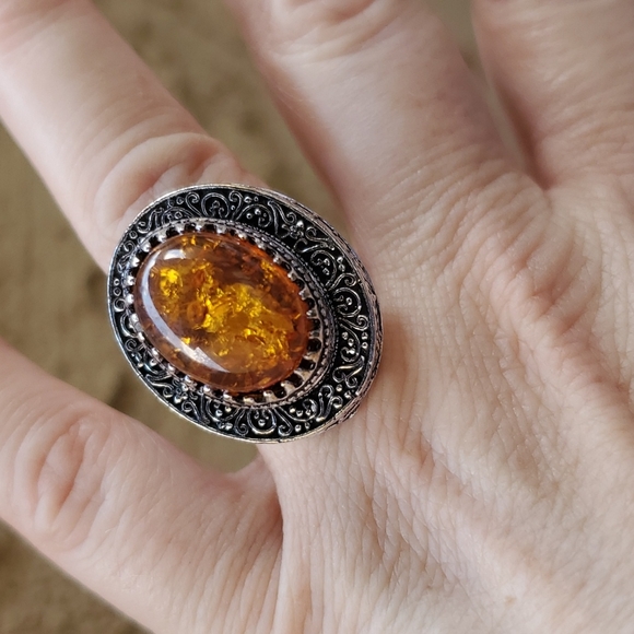 New Baltic Amber Antique Design 925 Silver Statement Ring. - Picture 4 of 16